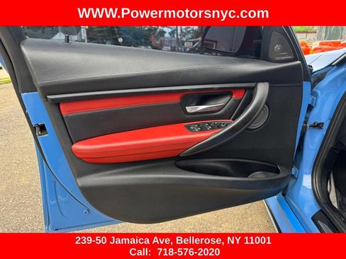 Used 2017 BMW M3 RWD image 22
