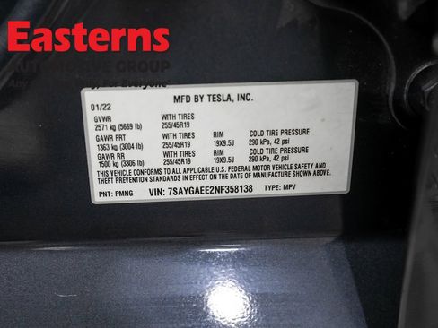 Used 2022 Tesla Model Y Long Range AWD/4WD image 29