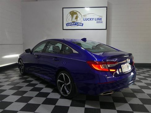 Used 2018 Honda Accord Sport image 11