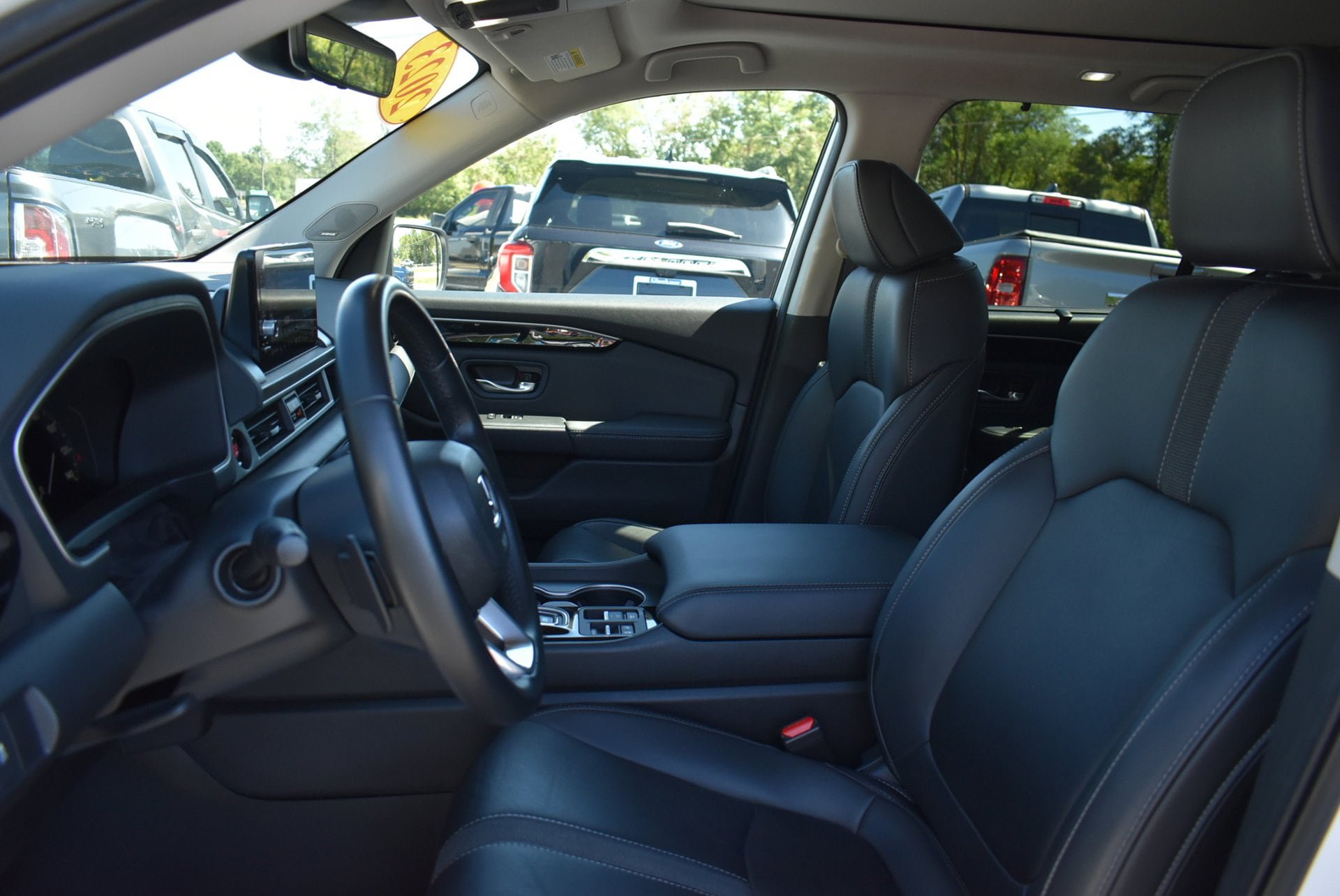 Used 2023 Honda Pilot Touring image 16