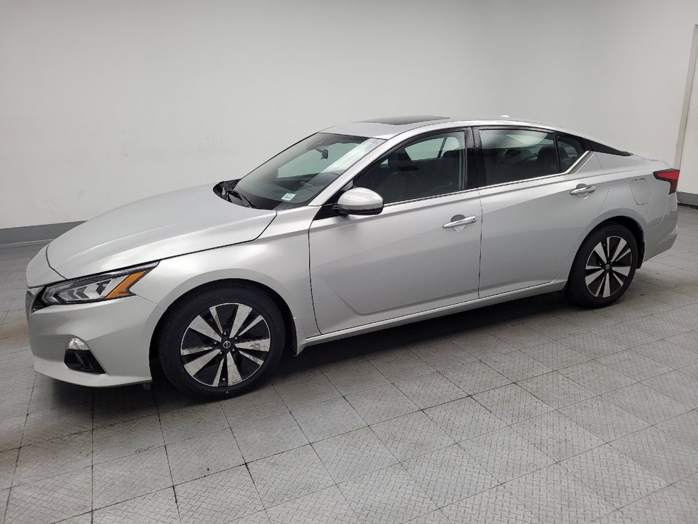 Used 2022 Nissan Altima 2.5 SL FWD image 2