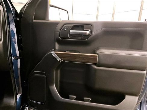 Used 2019 Chevrolet Silverado 1500 LT w/ All-Star Edition AWD/4WD image 23