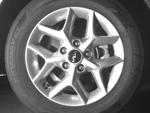 Used 2025 Kia Soul LX w/ LX Technology Package FWD image 13
