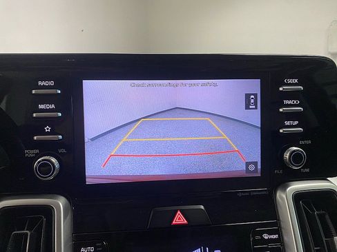 Used 2021 Kia Sorento S w/ Panoramic Sunroof Package image 28