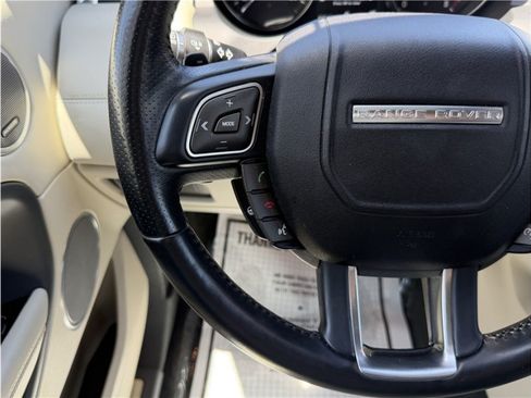 Used 2018 Land Rover Range Rover Evoque HSE Dynamic AWD/4WD image 37