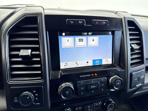 Used 2018 Ford F150 XLT w/ Equipment Group 302A Luxury AWD/4WD image 22