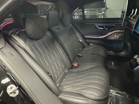 Used 2024 Mercedes-Benz S 63 AMG S w/ Carbon Fiber Exterior Package image 66