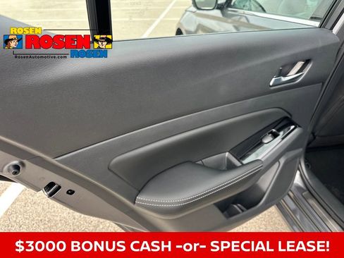 New 2025 Nissan Altima 2.5 SL image 14