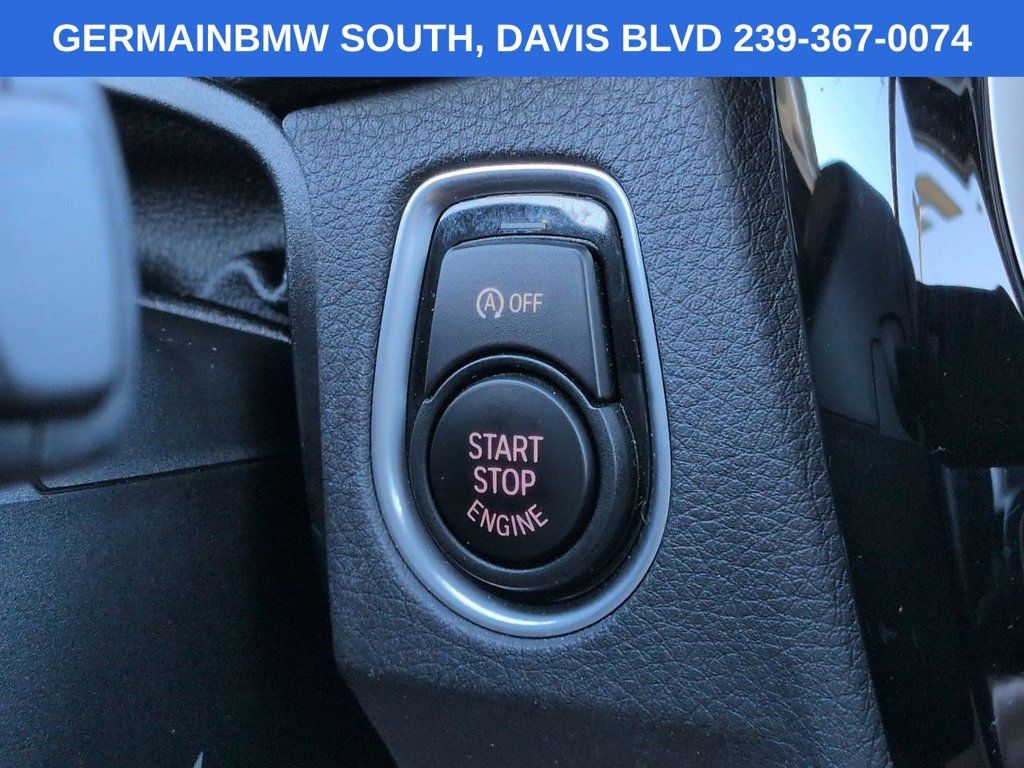 Used 2017 BMW 330i xDrive Sedan AWD/4WD image 32