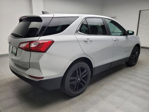 Used 2021 Chevrolet Equinox LT AWD/4WD image 9