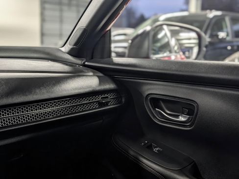 Used 2023 Honda HR-V Sport image 22