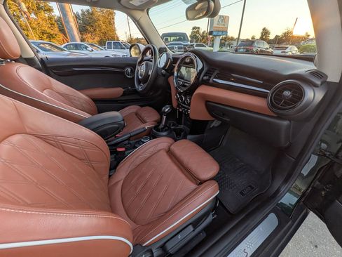 Used 2019 MINI Cooper S image 5