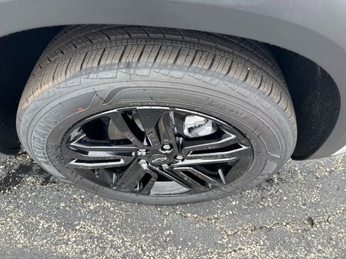 New 2026 Chevrolet Trax ACTIV w/ Driver Confidence Package image 13