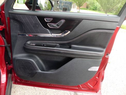 Used 2021 Lincoln Corsair AWD w/ Sport Package image 41