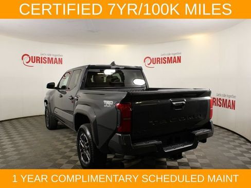 Used 2024 Toyota Tacoma TRD Sport w/ TRD Sport Upgrade Package AWD/4WD image 6