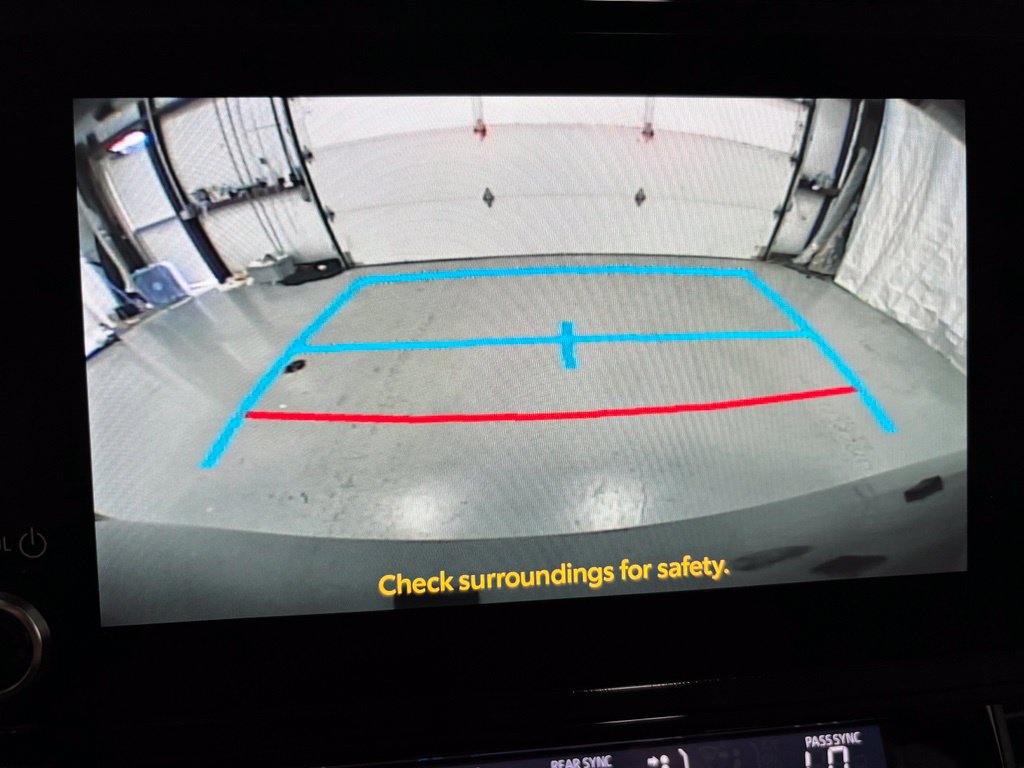 Used 2026 Toyota Sienna LE FWD image 39