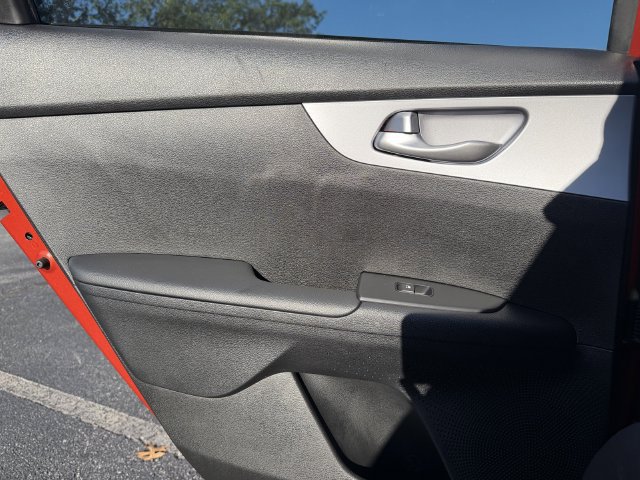 Certified 2024 Kia Forte LXS w/ LXS Technology Package FWD image 29