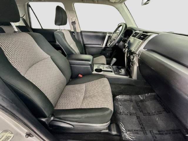 Certified 2022 Toyota 4Runner SR5 AWD/4WD image 29