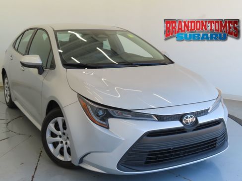 Used 2024 Toyota Corolla LE FWD image 1