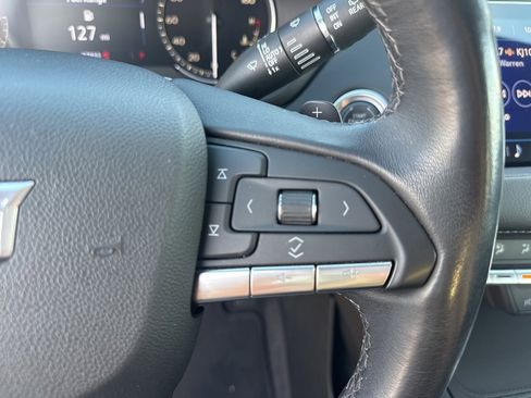 Used 2022 Cadillac XT4 Premium Luxury w/ Enhanced Visibility Package image 23