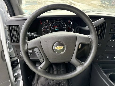 Used 2024 Chevrolet Express 2500 w/ Driver Convenience Package image 32