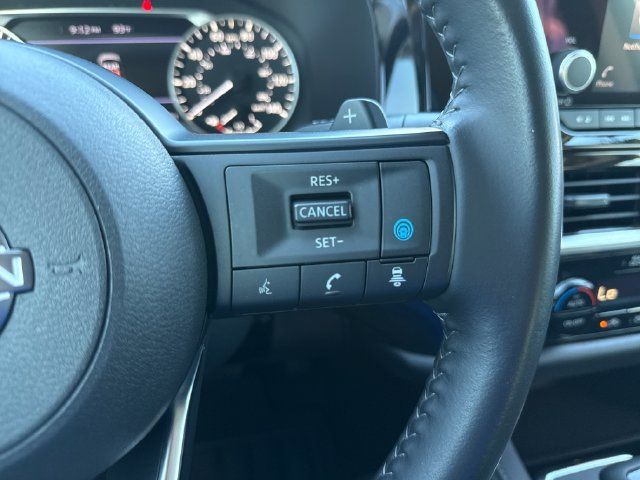 Certified 2025 Nissan Pathfinder SV FWD image 31