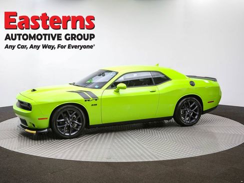 Used 2023 Dodge Challenger R/T w/ Plus Package image 56