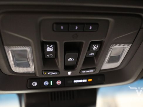 Used 2025 Chevrolet Silverado 3500 LTZ w/ LTZ Plus Package AWD/4WD image 30
