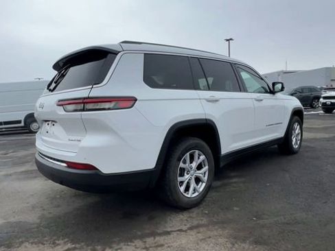 Used 2022 Jeep Grand Cherokee L Limited AWD/4WD image 8