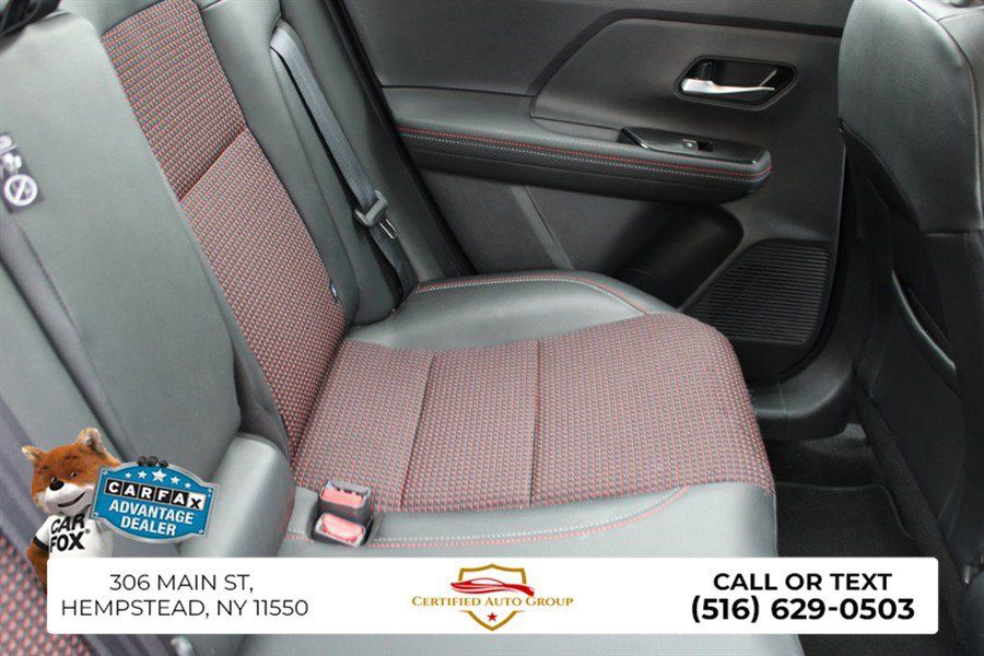 Used 2025 Nissan Kicks SR w/ Illumination Package FWD image 26
