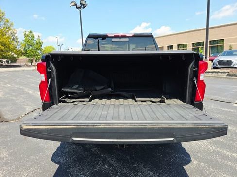Used 2019 Chevrolet Silverado 1500 LTZ AWD/4WD image 9