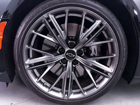 Used 2023 Chevrolet Camaro ZL1 RWD image 11