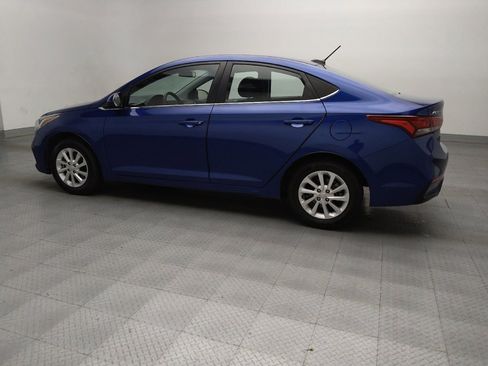 Used 2020 Hyundai Accent SEL image 3