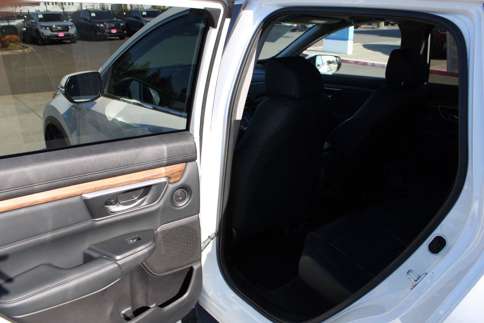 Used 2021 Honda CR-V Touring image 15