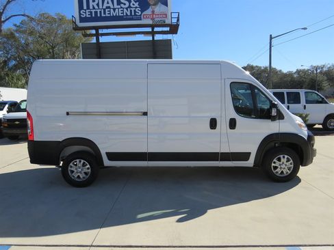 Used 2025 RAM ProMaster 3500 w/ Quick Order Package 22H SLT+ image 18