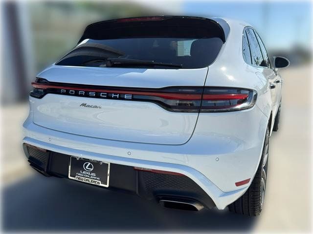 Used 2022 Porsche Macan AWD/4WD image 9