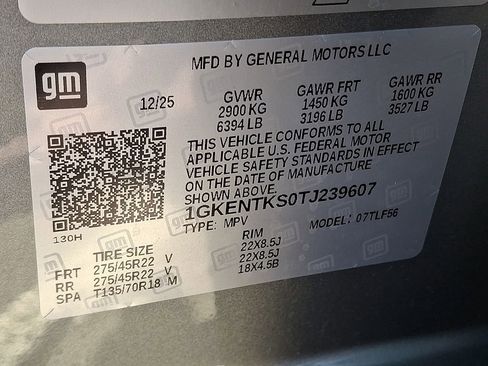 Used 2026 GMC Acadia Denali Ultimate w/ LPO, Floor Liner Package AWD/4WD image 28