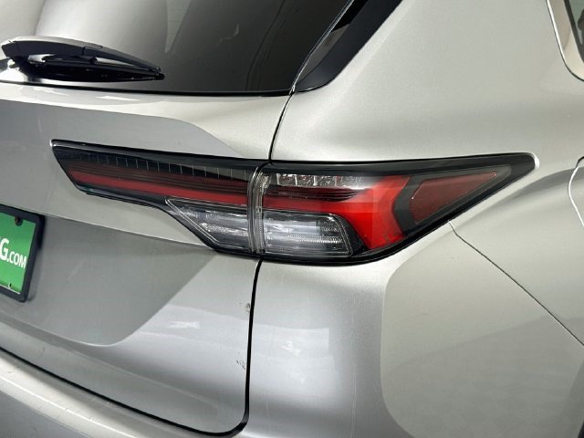 Used 2025 Mitsubishi Outlander ES FWD image 33
