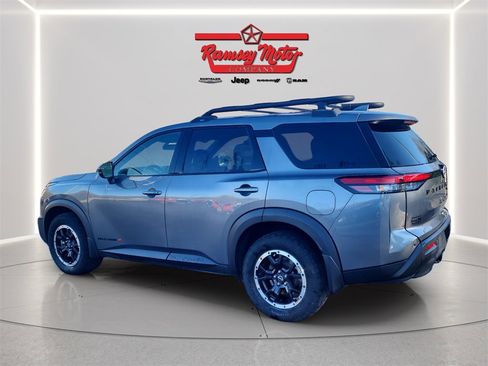 Used 2024 Nissan Pathfinder Rock Creek image 3