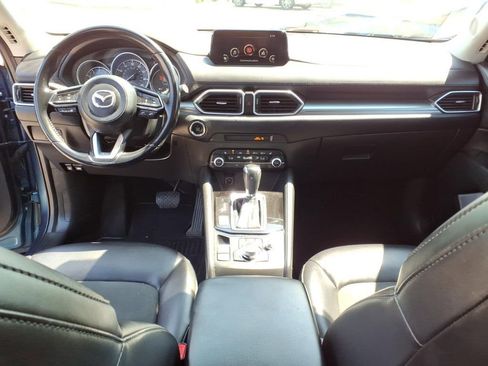 Used 2019 MAZDA CX-5 Touring image 8