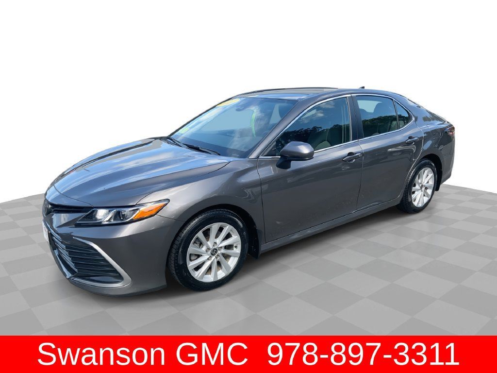 Used 2022 Toyota Camry LE FWD image 1