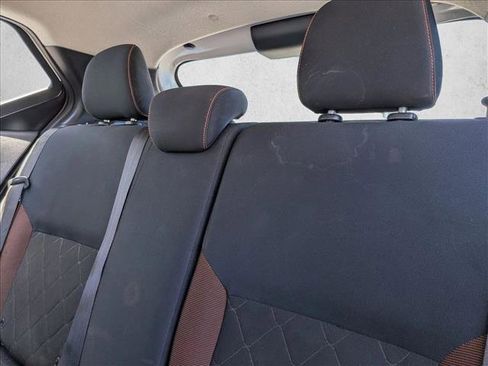 Used 2018 Nissan Kicks SR FWD image 14