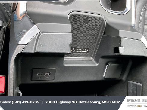 Used 2024 GMC Sierra 1500 SLT w/ SLT Premium Plus Package AWD/4WD image 24