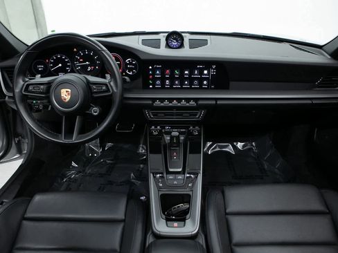 Certified 2022 Porsche 911 Carrera image 13