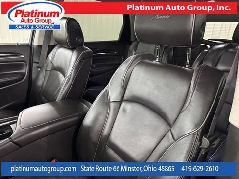 Used 2021 Buick Enclave Avenir w/ Avenir Technology Package FWD image 11