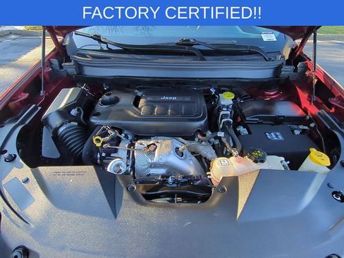 Certified 2019 Jeep Cherokee Overland image 40