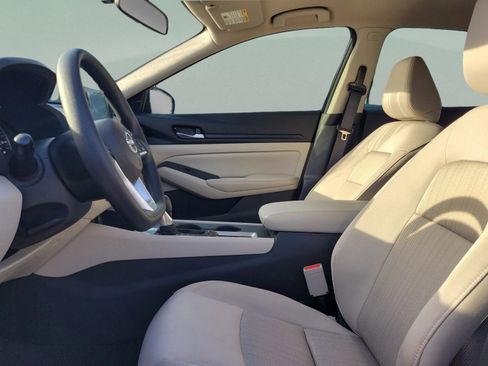 Certified 2025 Nissan Altima 2.5 SV image 21