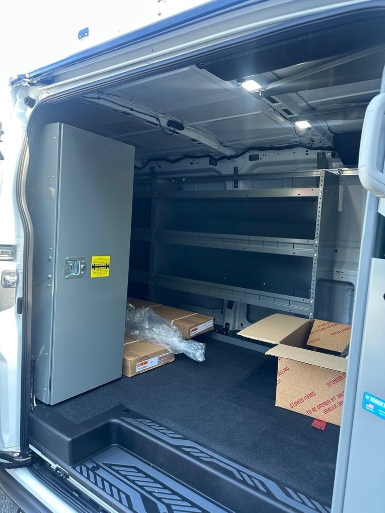 Used 2024 Ford E-Transit Low Roof RWD image 27
