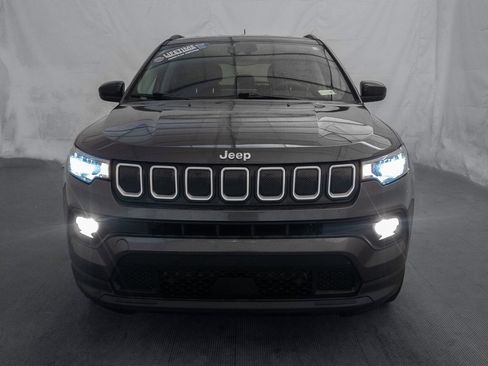 Used 2022 Jeep Compass Latitude w/ Convenience Group image 2