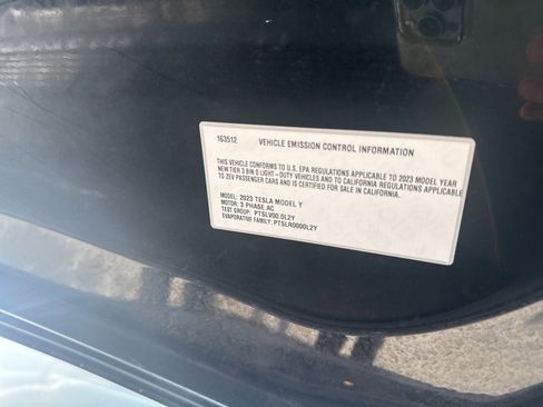 Used 2023 Tesla Model Y Long Range image 8